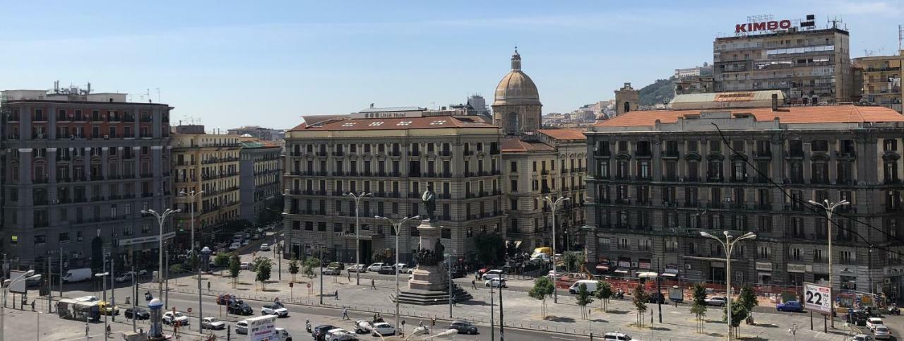 Re Ferdinando Nápoles Exterior foto